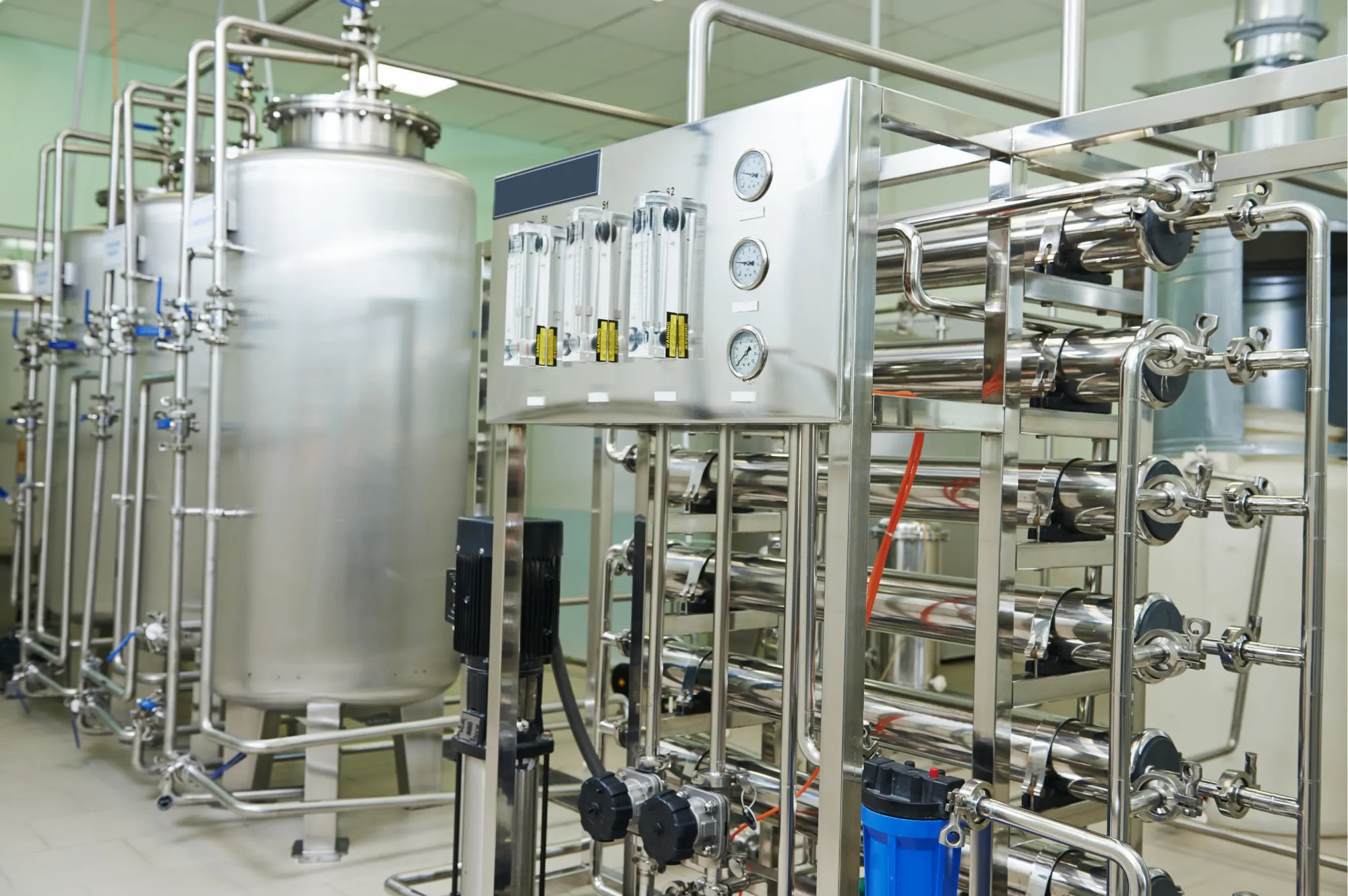 Stainless steel clean utilities in a mechanical room