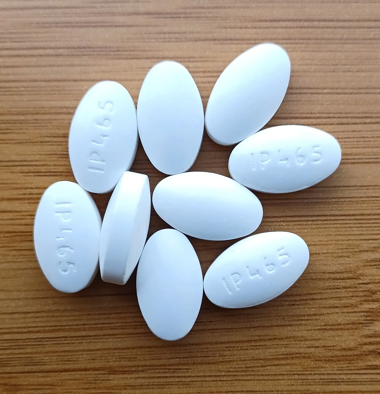White pharmaceutical tablets